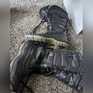 North face women's snow boots
